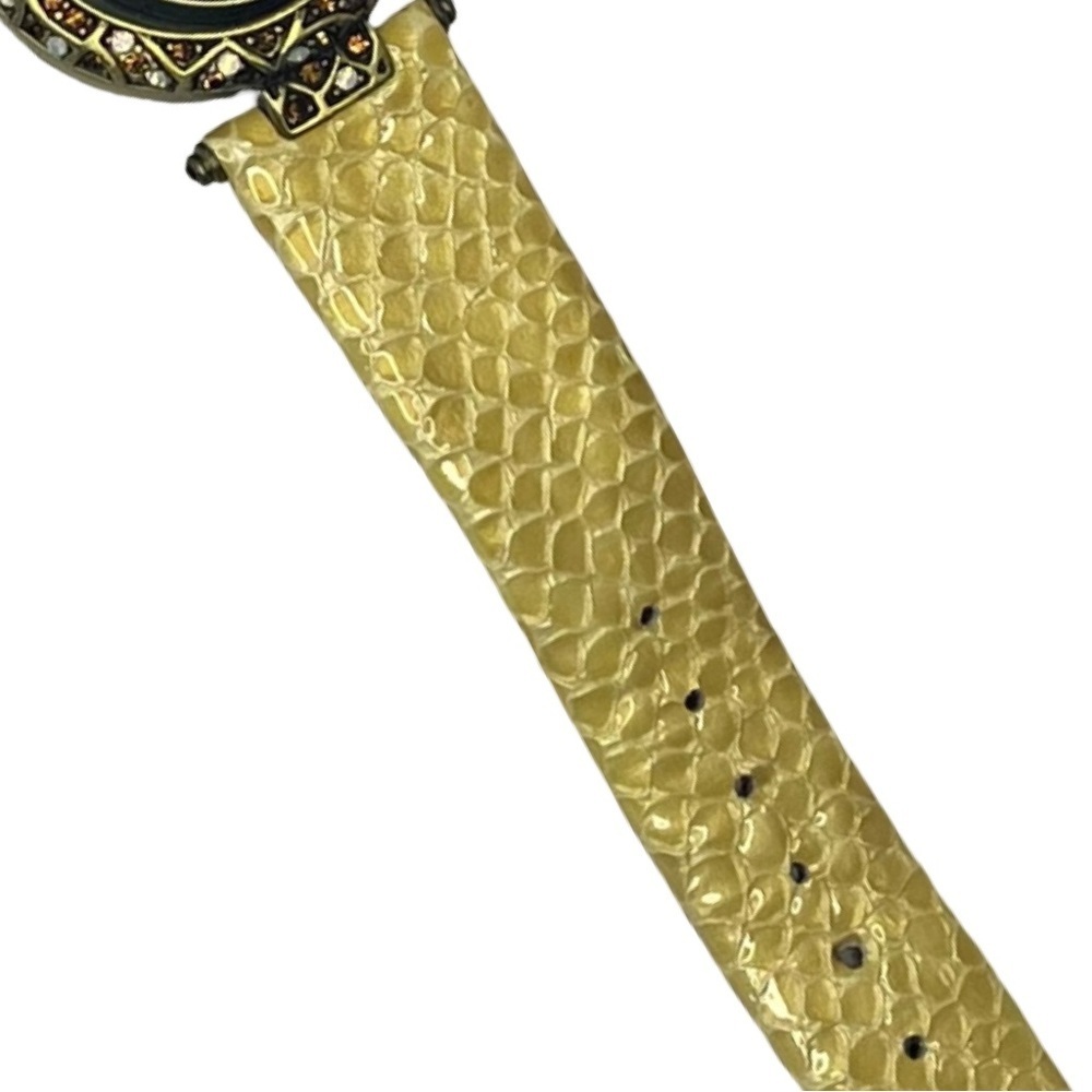 Heidi Daus “Spotted Beauty” Giraffe Watch with Leather Strap - Picture 5 of 9